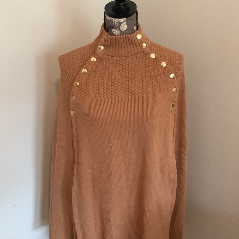 G.I.L.I. Camel Cape
